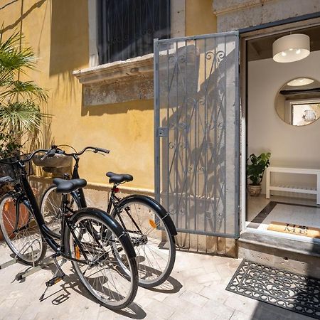Апартаменты Cortile Santa Teresa Сиракузы Экстерьер фото
