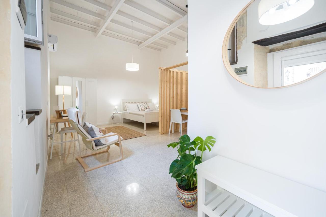 Апартаменты Cortile Santa Teresa Сиракузы Экстерьер фото